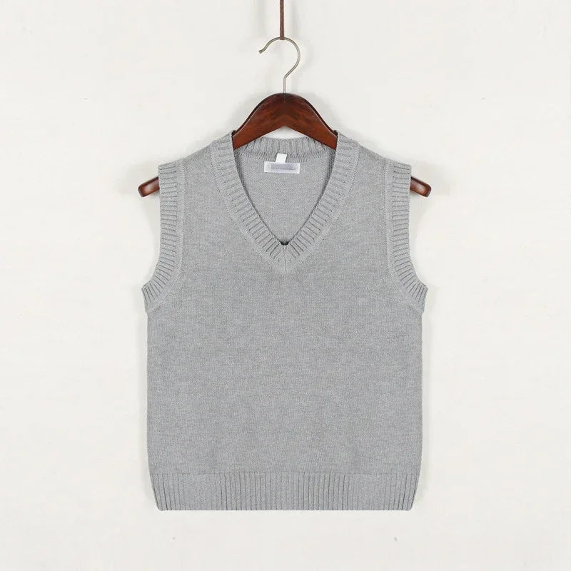 ANDREA® V-neck Retro Sweater - Magnattos